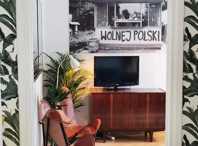 Wolnej Polski Apartment *
